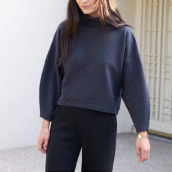 AYR Tops - AYR “The Snug as a Bug” Sweatshirt